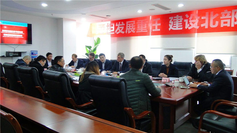 成都天翔環(huán)境與德國(guó)歐綠?？腿藖砑瘓F(tuán)洽談
